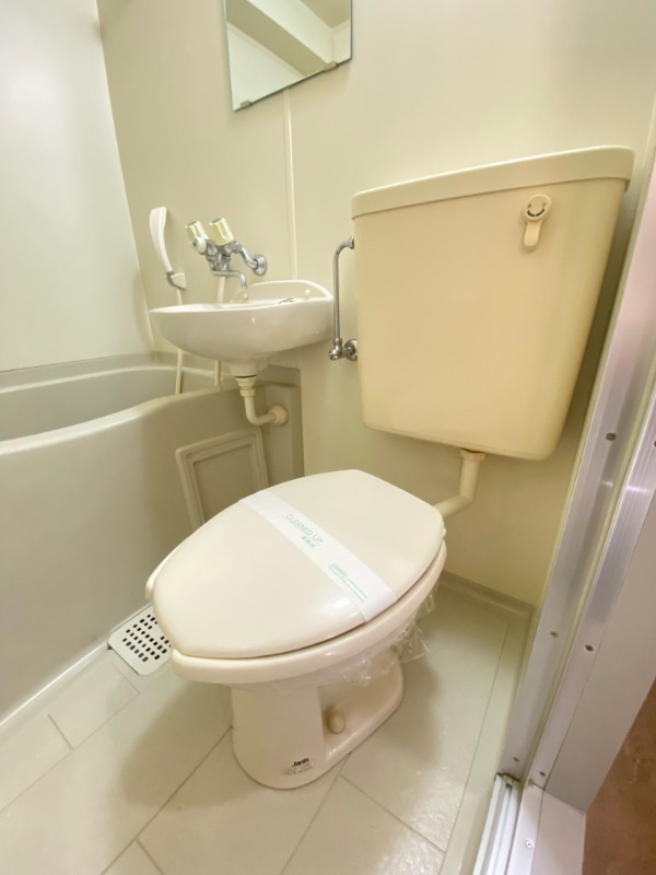 トイレ　※他部屋写真使用