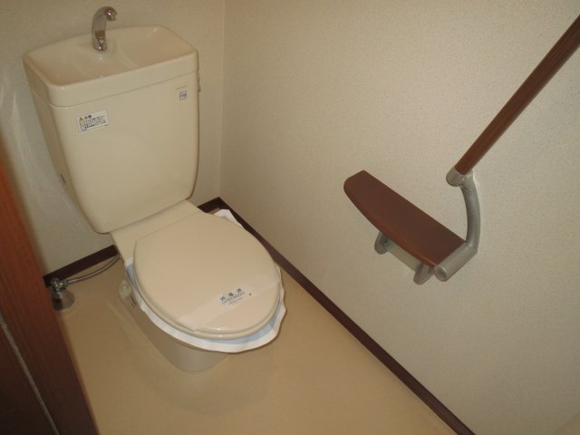 MaisonEightのトイレ写真