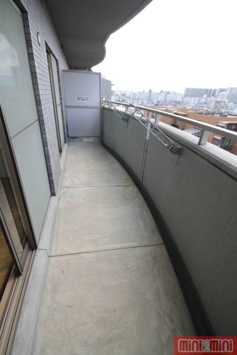 バルコニー　※他号室参考写真
