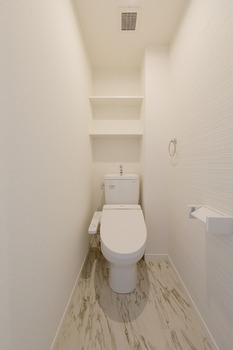 トイレ　清潔感のあるトイレです