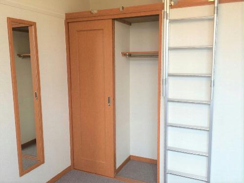 収納　お部屋によって絨毯の種類・家電のメーカー等が異なります