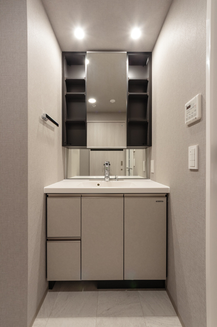 洗面設備　※写真は同タイプ住戸です。