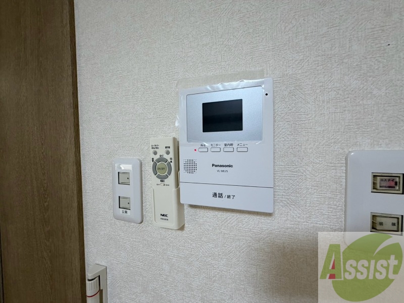 セキュリティ　インターホンで来客確認ができます。安心ですね。