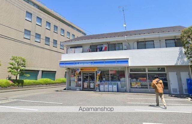 コンビニ　ローソン（コンビニ）まで699m