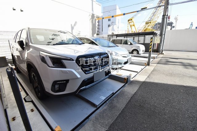 駐車場　敷地内駐車場
