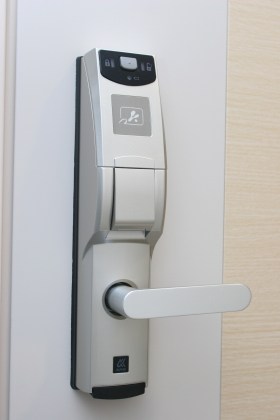 セキュリティ　カードキー