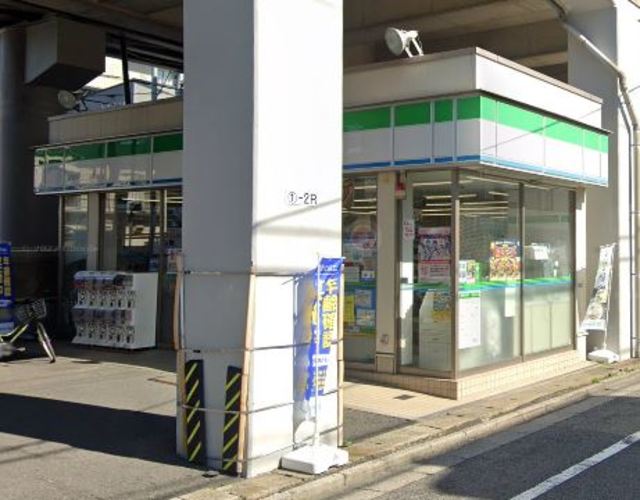コンビニ　ファミリーマート葛飾立石六丁目店（コンビニ）まで398m