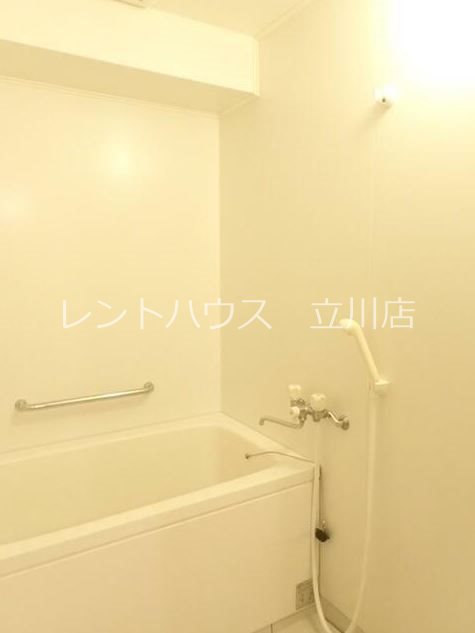 バス・シャワールーム　同物件別部屋参考写真