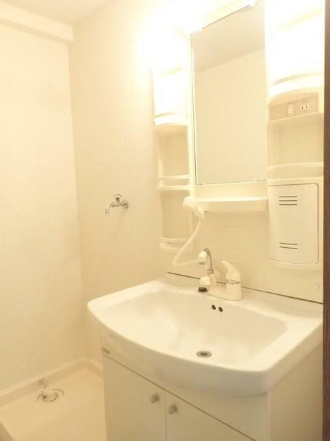 洗面設備　同物件別部屋参考写真