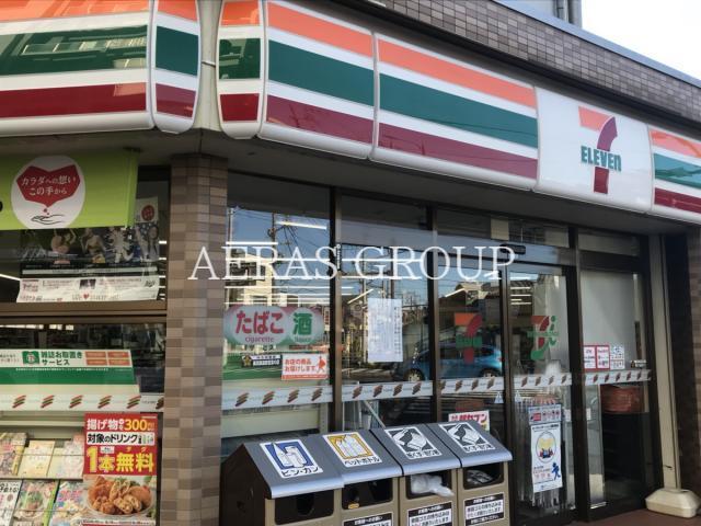 コンビニ　セブンイレブン志木本町5丁目店（コンビニ）まで92m