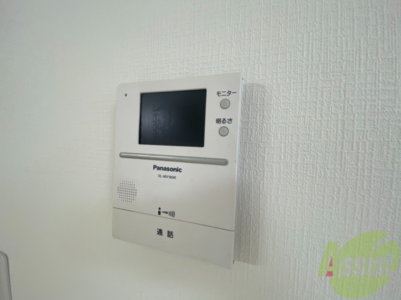 セキュリティ　ＴＶモニター付インターホンです。来客者の顔が見えるので安心！