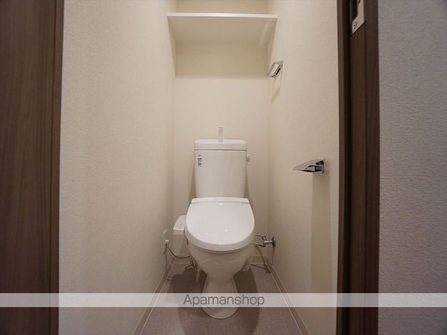 地下鉄桜通線 久屋大通駅 徒歩5分 15階建 築7年のトイレ写真