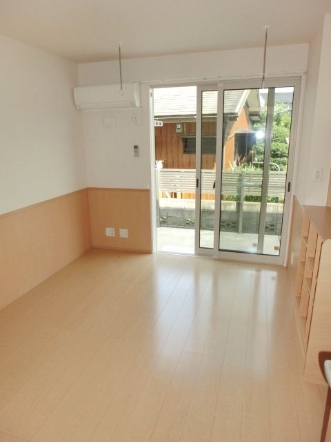 その他部屋・スペース　フローリング張りでカウンターキッチンのＬＤＫです。