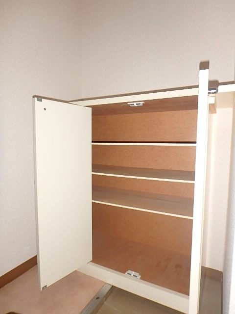 収納　図面と現状に相違がある場合には現状を優先