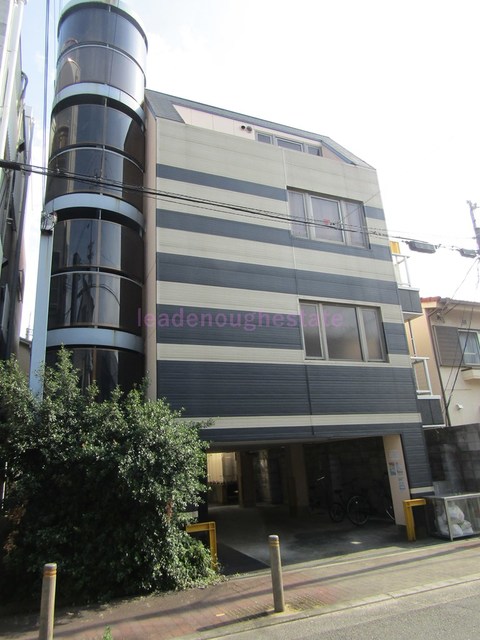 デザイナーズ8マンションの外観写真