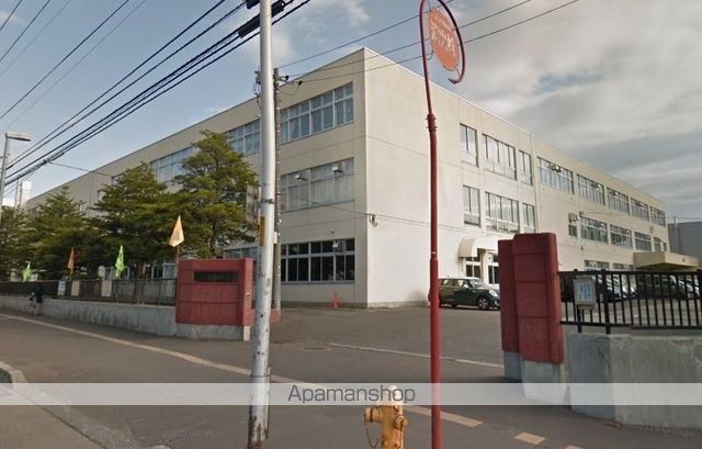 小学校　新琴似小学校（小学校）まで148m