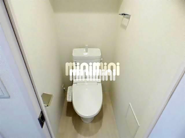 トイレ　温水洗浄便座付きトイレ