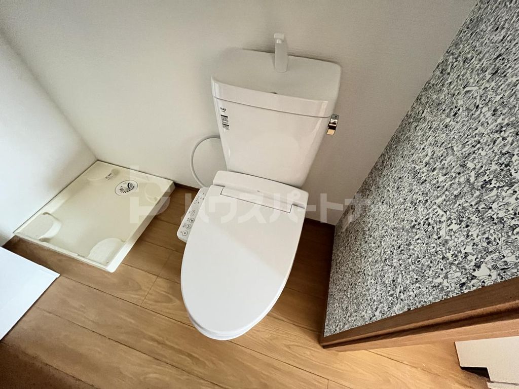 ＪＲ常磐線 柏駅 徒歩19分 2階建 築5年のトイレ写真