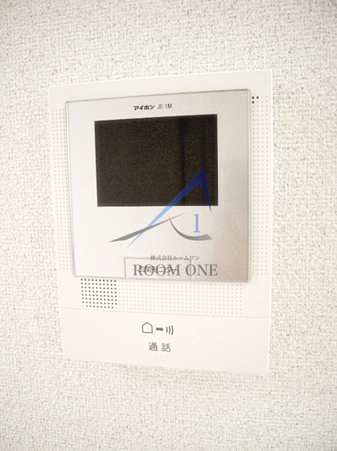セキュリティ　モニター付きインターホンです。