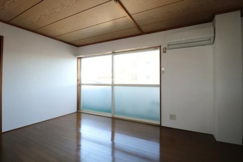 パークノヴァ小手指の居間写真