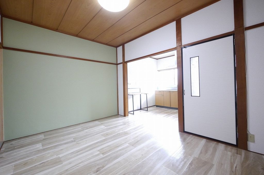 コーポ南陽の居間写真
