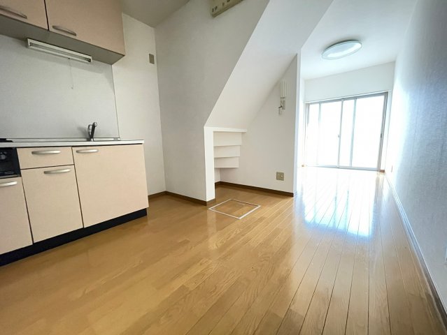 居室・リビング　詳細は、RISUMO江坂本店→06-6155-7137まで♪