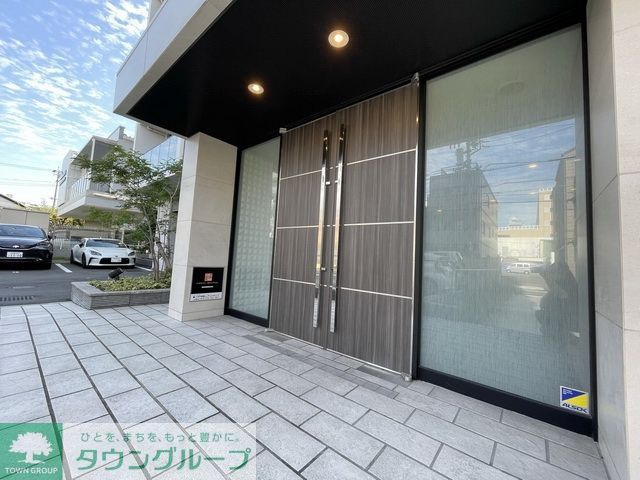 エントランス　エントランス