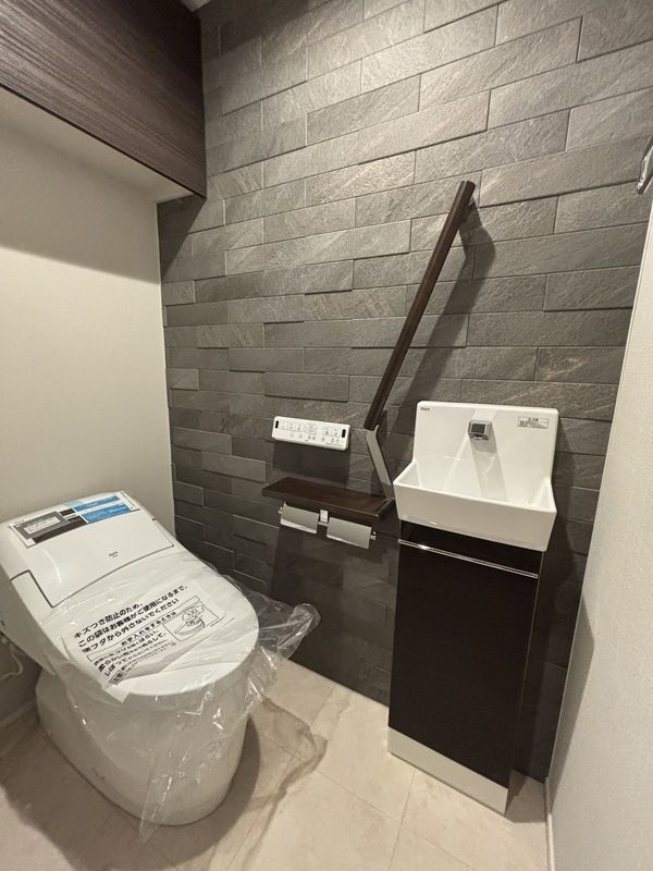 トイレ　清潔感のあるトイレです