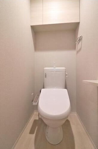 ＪＲ大阪環状線 寺田町駅 徒歩1分 8階建 築2年のトイレ写真