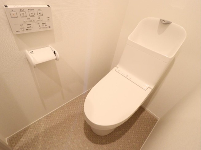 相鉄本線 和田町駅 徒歩10分 2階建 築7年のトイレ写真