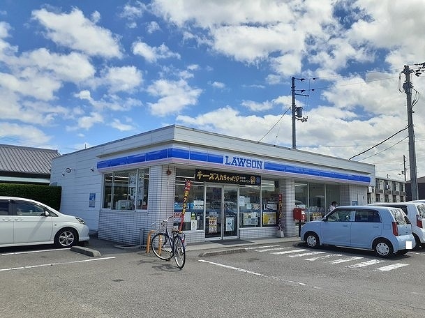 コンビニ　ローソン垣生店（コンビニ）まで500m