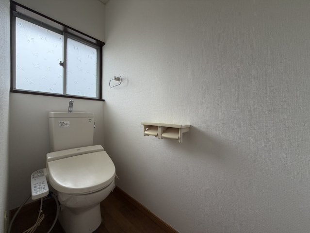 和田2丁目テラスハウスのトイレ写真