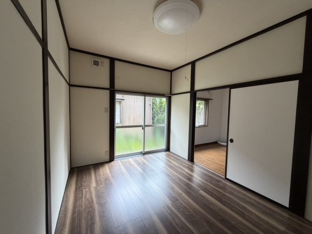 和田2丁目テラスハウスの居間写真