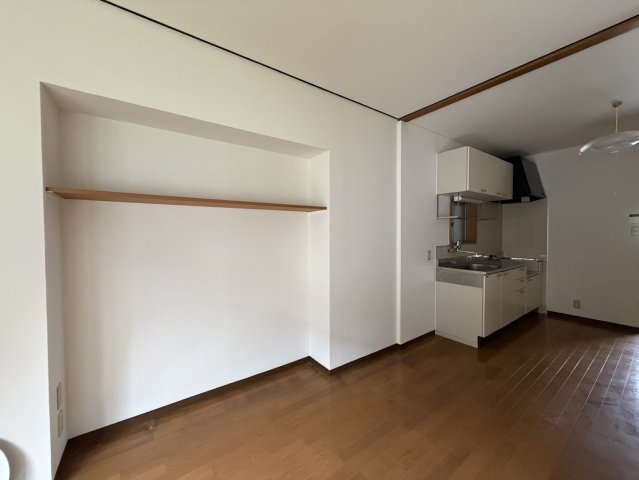 和田2丁目テラスハウスの居間写真