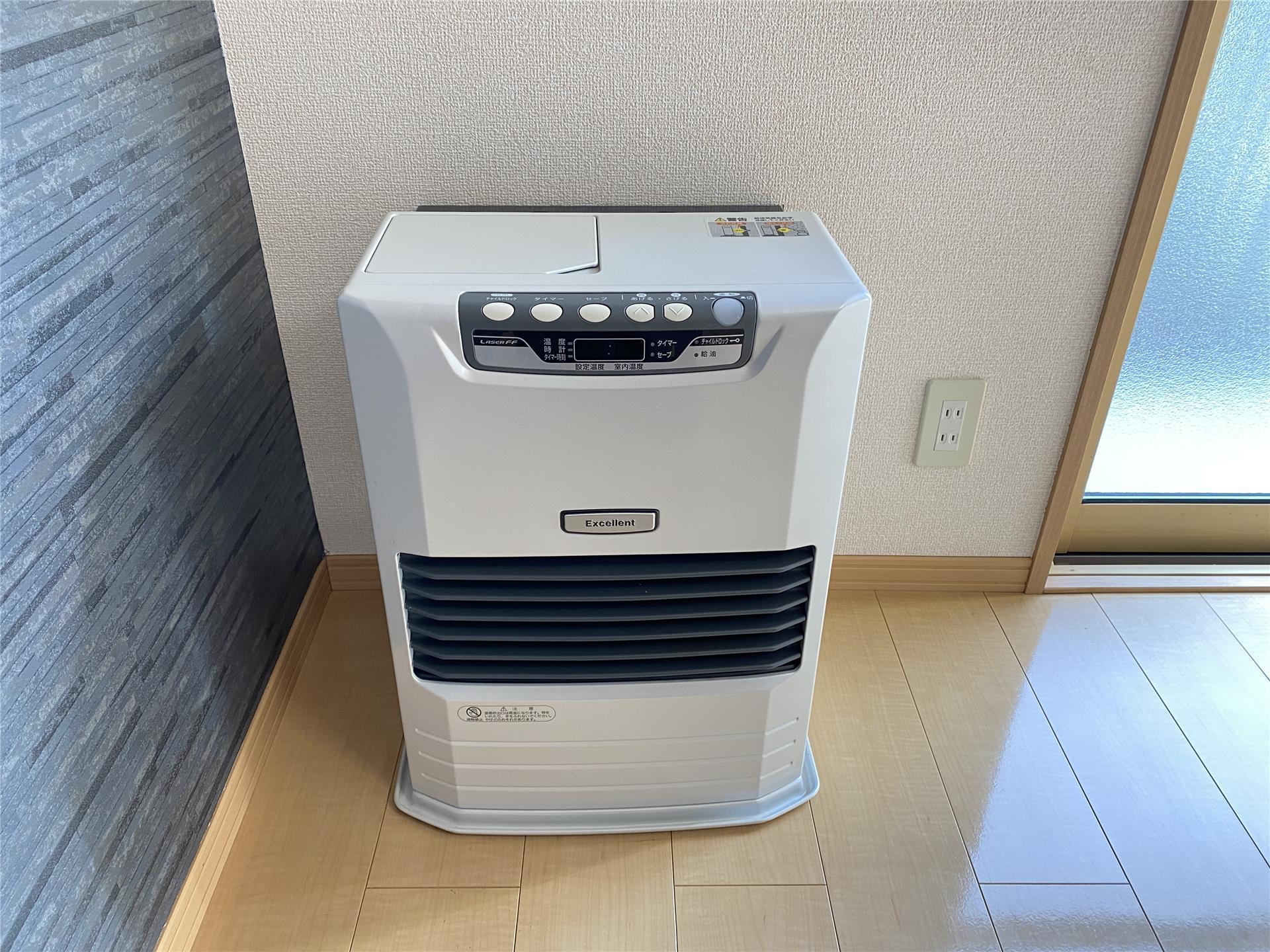 その他設備　灯油ＦＦストーブ