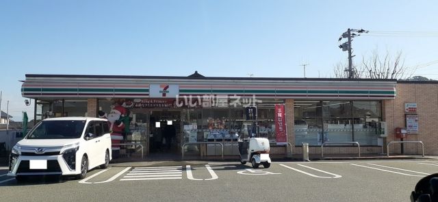 コンビニ　セブンイレブン　乗目交差点（コンビニ）まで608m