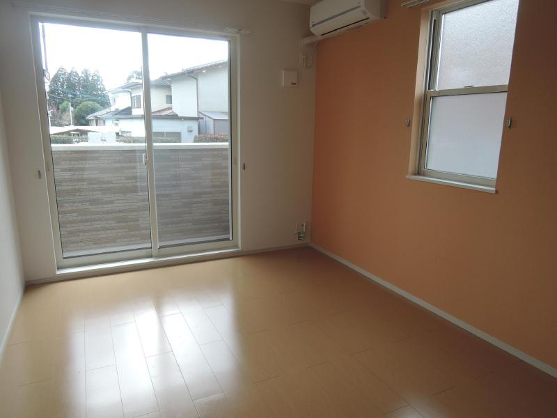 プリムローズ花ヶ島の居間写真
