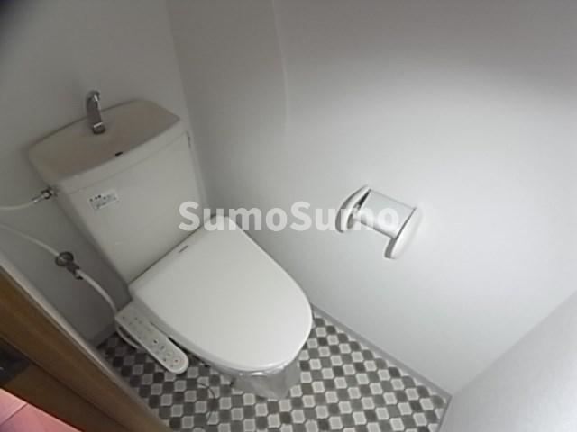 トイレ　コンパクトで使いやすいトイレです