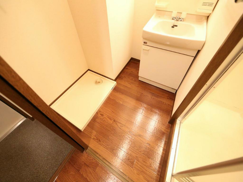 その他設備　脱衣所　室内洗濯機置場　独立洗面台