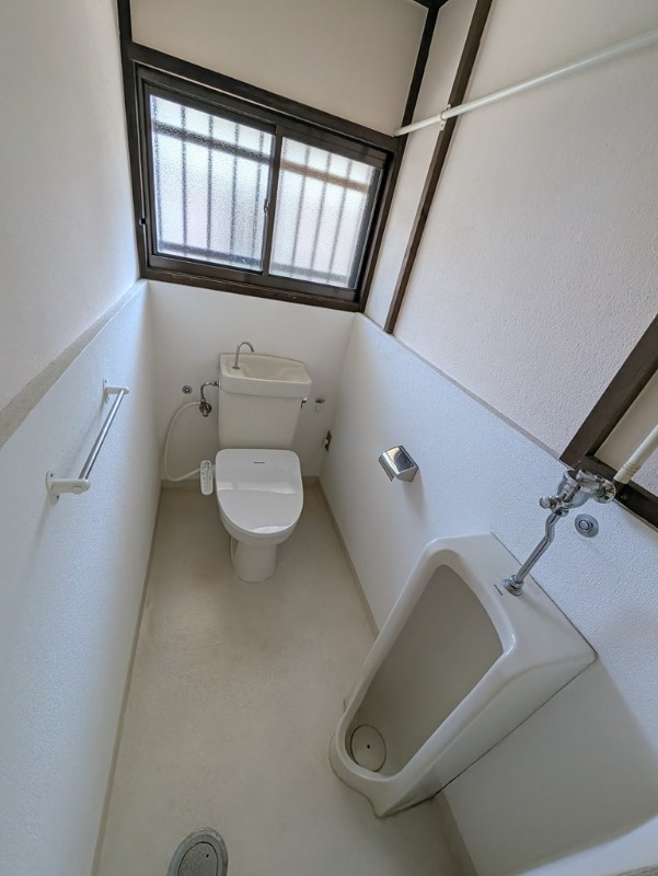 遠州鉄道 遠州病院駅 徒歩52分 2階建 築43年のトイレ写真