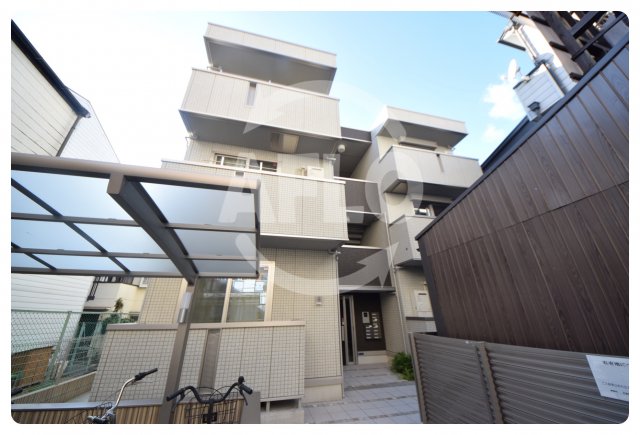 建物外観　ラメゾンヴェール上本町　外観
