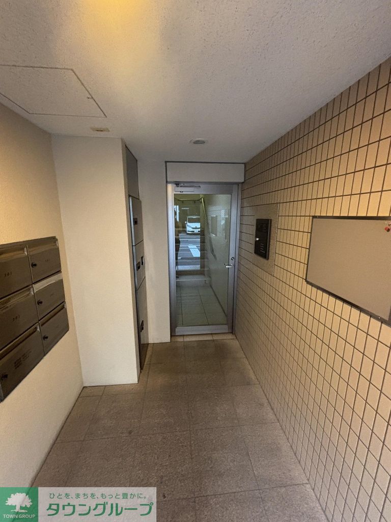 エントランス　エントランス
