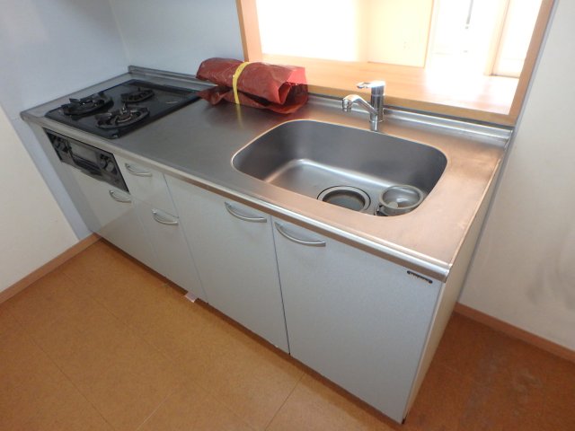キッチン　他のお部屋の参考写真となります。