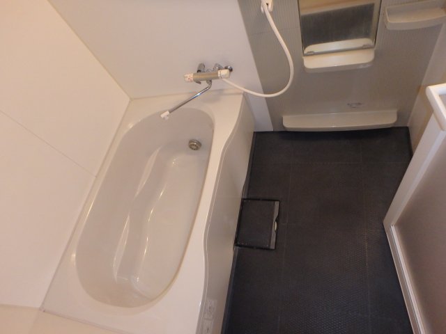 バス・シャワールーム　他のお部屋の参考写真となります。