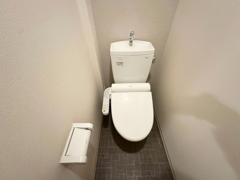 プレサンス堺筋本町駅前のトイレ写真