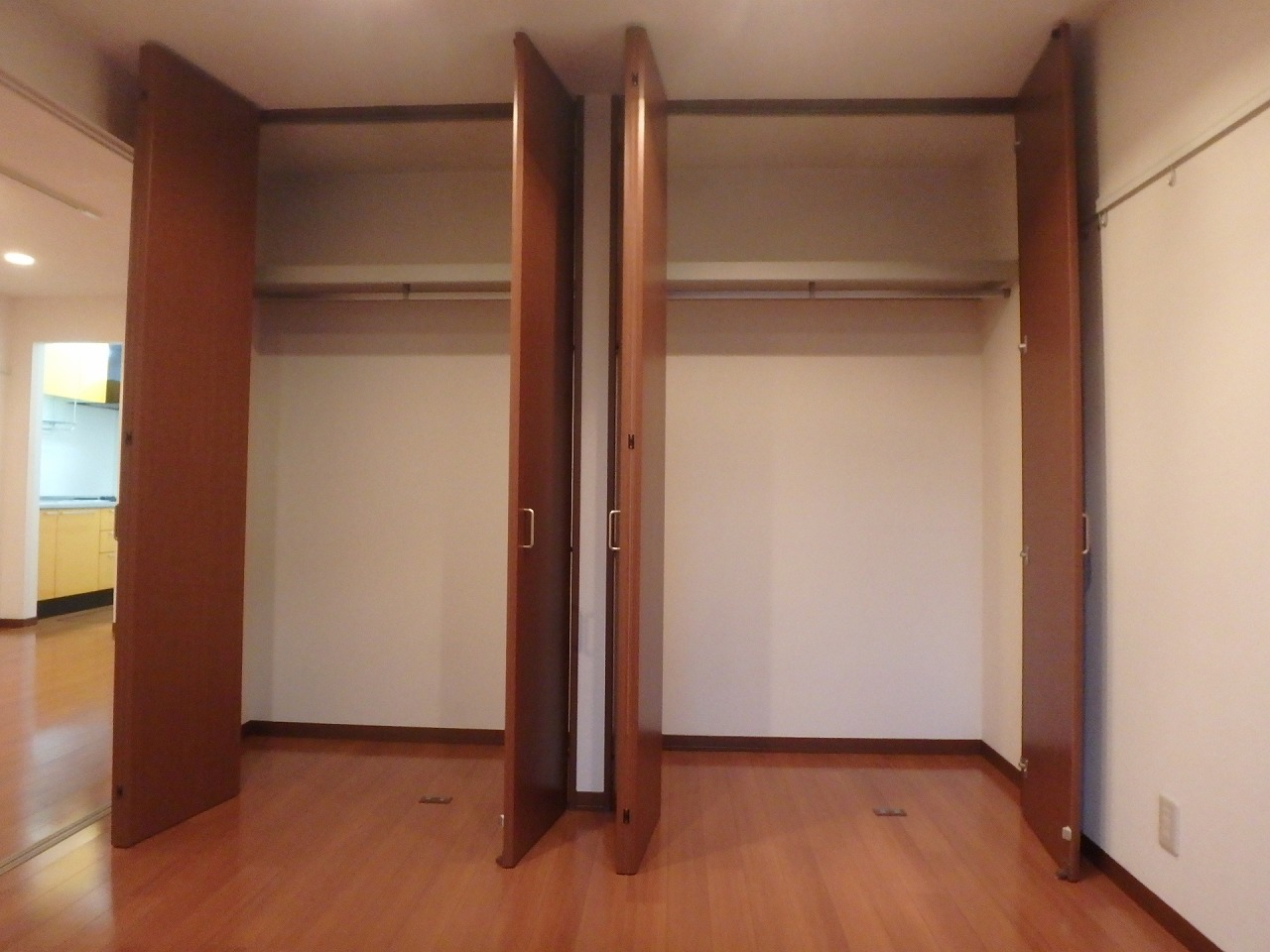 収納　大容量クローゼットです。お荷物が多くても安心ですね。