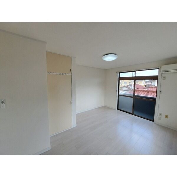 パステルハイツの居間写真