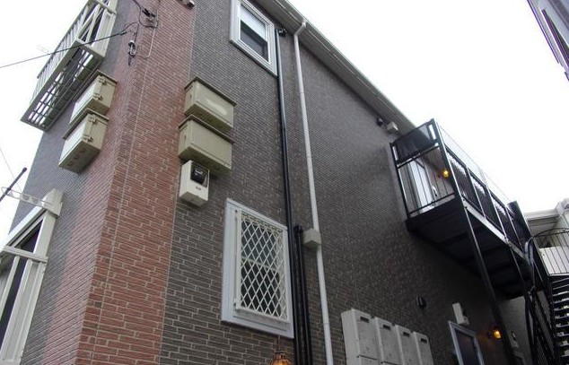 建物外観　レンガ調のデザインハウス