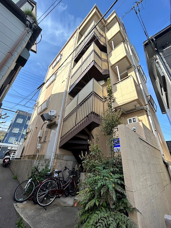 JPアパートメント神戸の建物外観