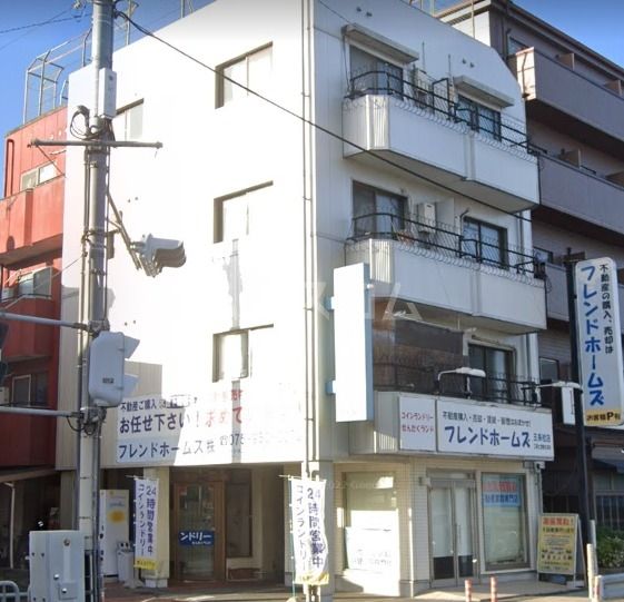 京都市西京区上桂前田町のマンションの建物外観